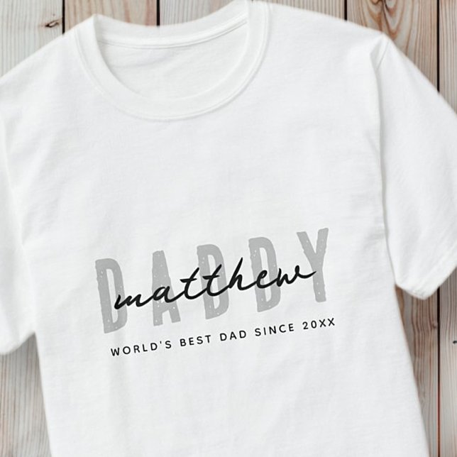 Best Dad Ever Modern Elegant Simple Father's Day T-Shirt (Creator Uploaded)