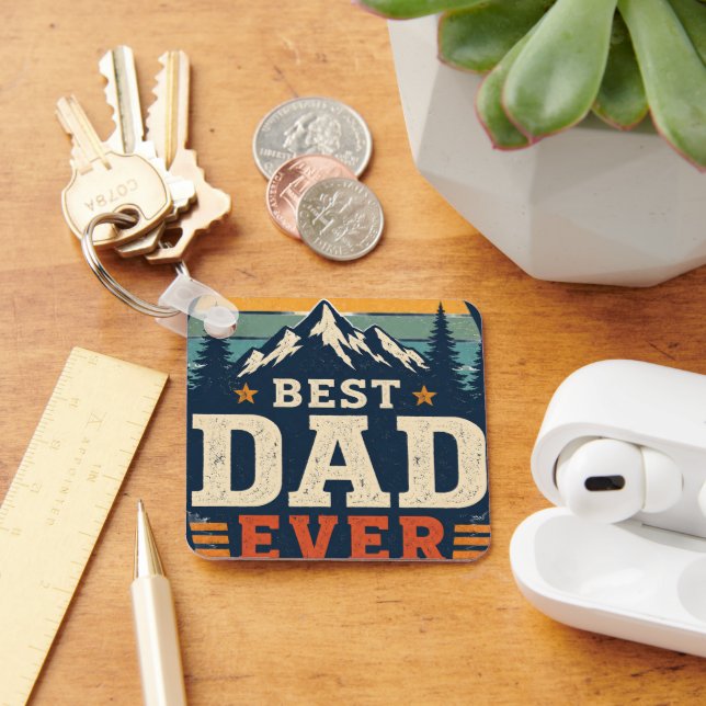 Best Dad Ever Vintage Mountain Sunset Keychain (Desk)