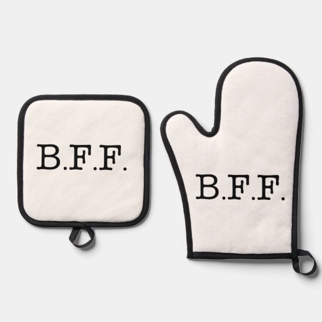 Best Friends Forever Oven Mitt & Pot Holder Set (Front)