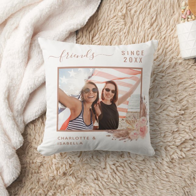Best friends photo white names year pampas grass throw pillow (Blanket)