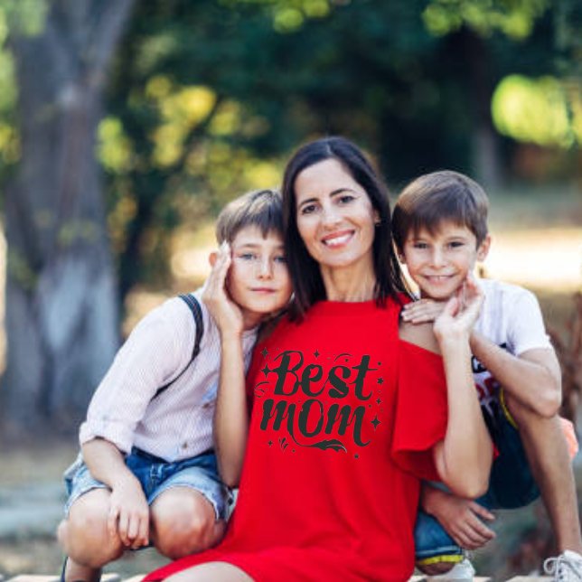 Best Mom  T-Shirt (Creator Uploaded)