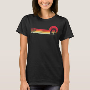 Best Truckin Mamma Ever Mom Retro Trucker Big Rig T-Shirt