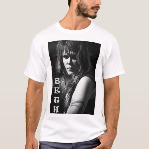 Beth Hart the queen of blues rock     png T_Shirt