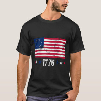Betsy Ross Flag 1776 Stars And Stripes Vintage Res T-Shirt