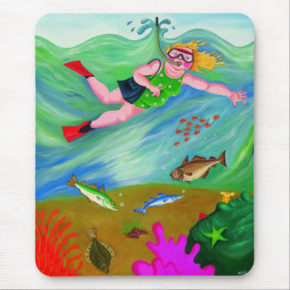 Betty Goes Snorkeling Mouse Pad
