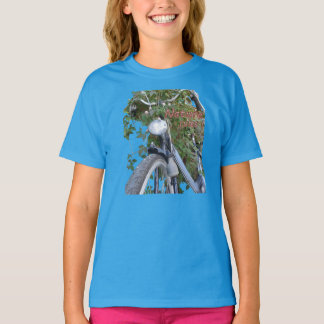 Bicycle covered with Clematis Girls Basic T-shirt