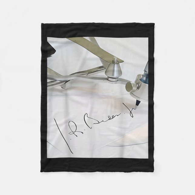 Biden Autopen Signature Funny  Fleece Blanket (Front)