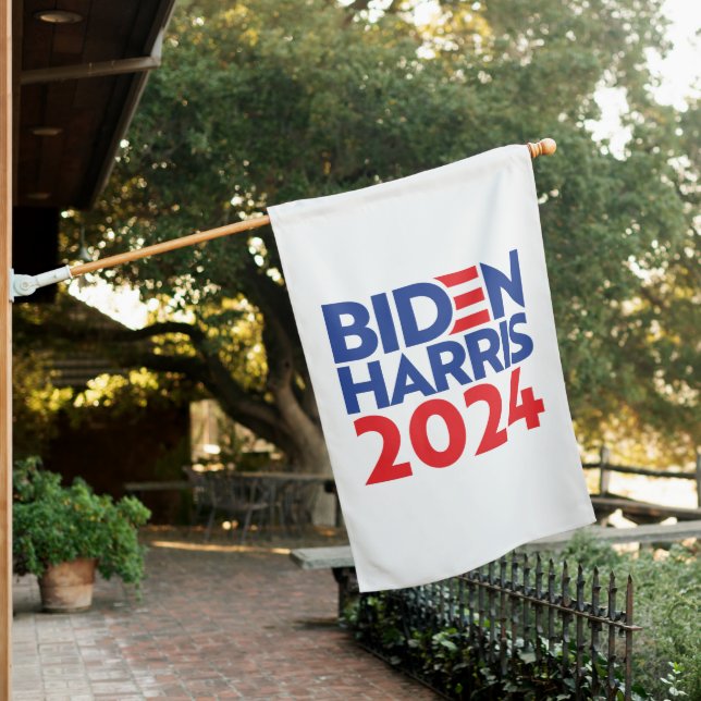 Biden Harris 2024 House Flag (In SItu)