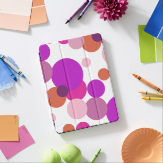 Big 70s polka dots in purple iPad pro cover
