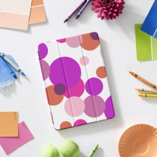 Big 70s polka dots in purple iPad pro cover