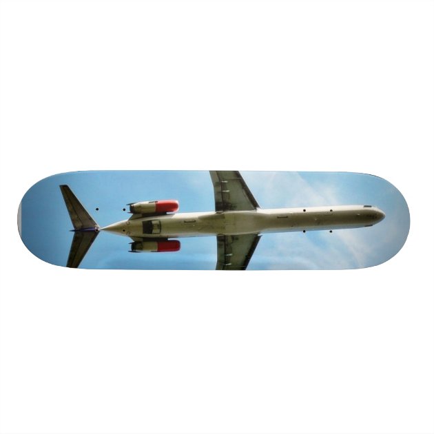 skateboard airplane