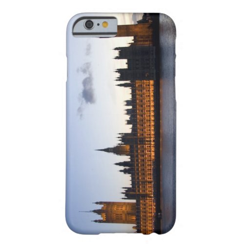 Big Ben and the Houses of Parliament in the city Barely There iPhone 6 Case