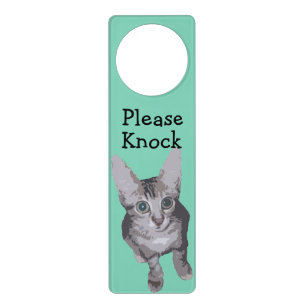 Big Eyes Kitty Knock Door Hanger