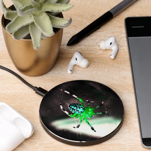Big Green Orb Spider Wireless Charger (Desk 2)