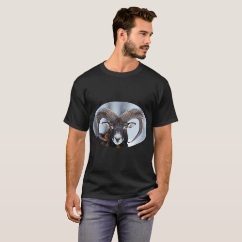 Big Horn Ram Sheep _ Mouflon T_Shirt