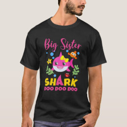 Big Sister Shark Gift Cute Baby Shark Family Match T-Shirt