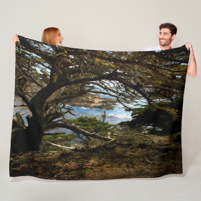 BIG SUR Large Fleece Blanket (In Situ)