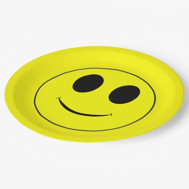Big Yellow Happy Face Paper Plates (Angled)