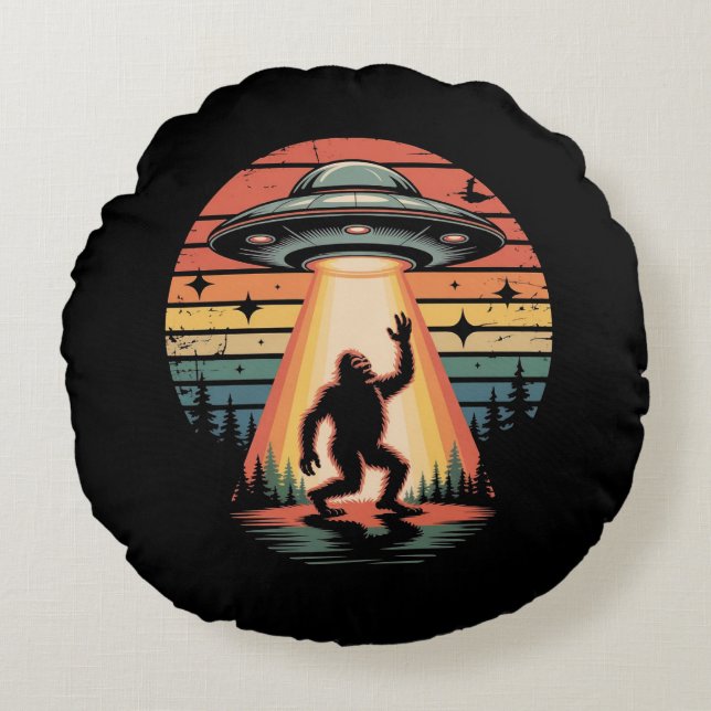 Bigfoot and UFO  – Retro Alien Abduction  Round Pillow (Front)