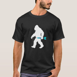 Bigfoot Darts Player Sasquatch Dartboard Thrower F T-Shirt