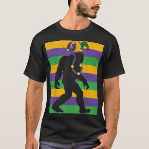 Bigfoot Mardi Gras Beads Funny Sasquatch Yeti Men T-Shirt