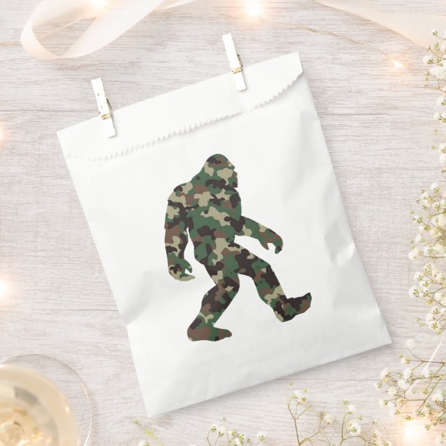Bigfoot Sasquatch Camo Favor Bag (Clipped)
