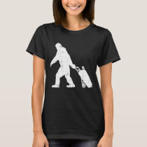 Bigfoot Sasquatch Golf Clubs Funny Golfing Golfer  T-Shirt