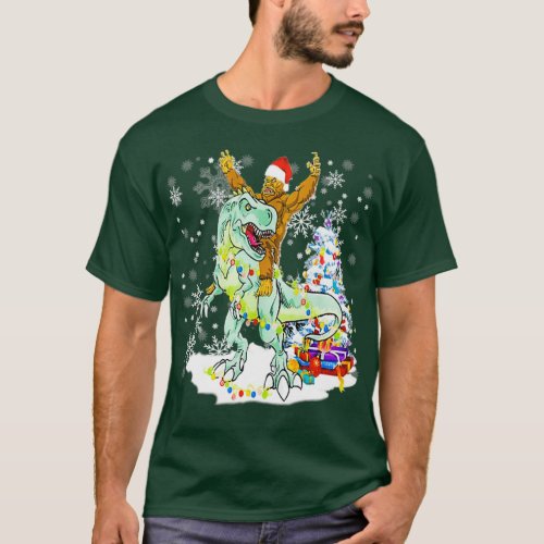 BIGFOOT SASQUATCH RIDING DINOSAUR T REX CHRISTMAS T_Shirt