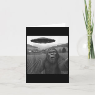 Bigfoot Selfie With Alien Ufo Funny Gifts For Men  Card