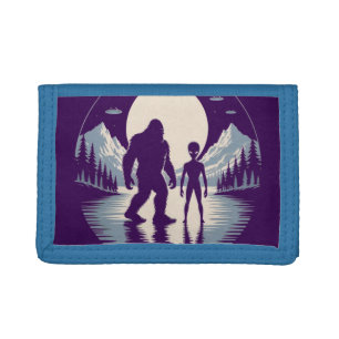 Bigfoot UFO Alien Encounter Cryptid Paranormal Trifold Wallet