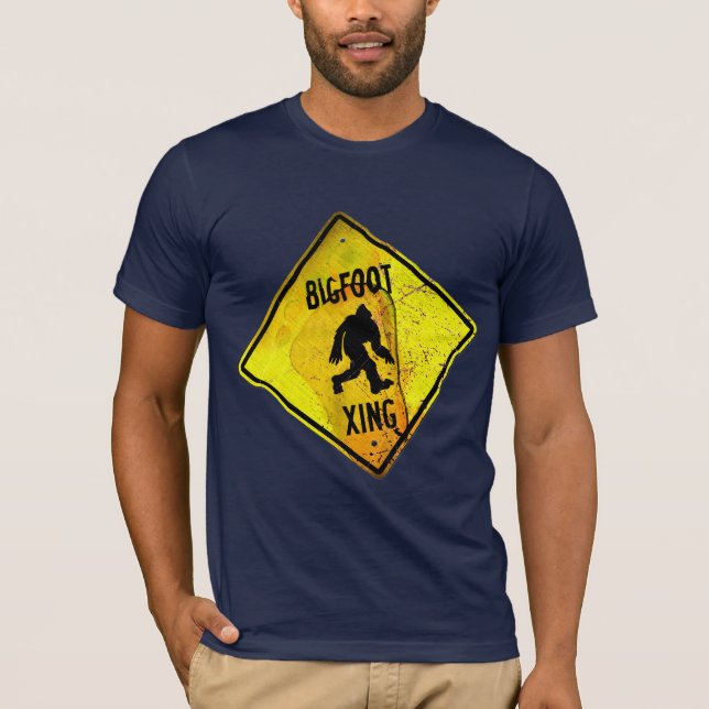 bigfoot xing T-Shirt (Front)