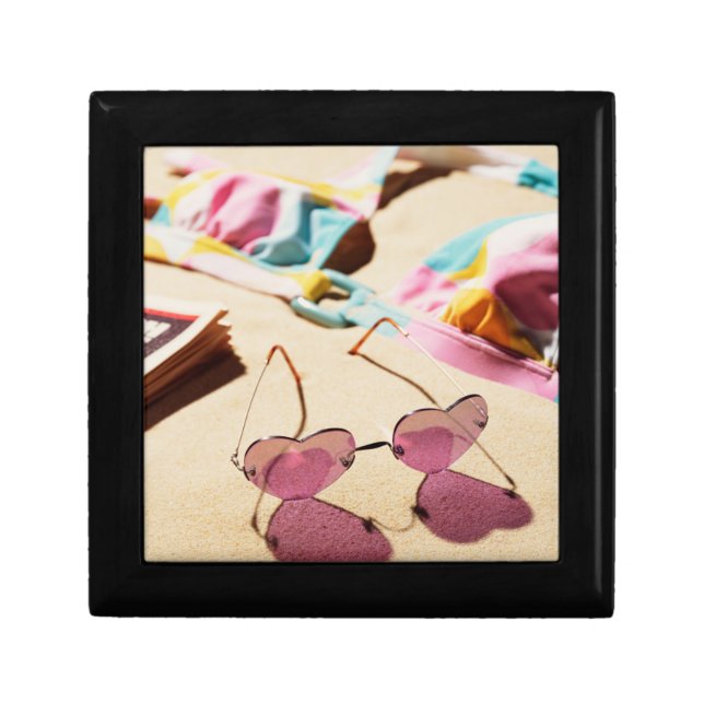 Bikini Top And Heart Shape Sunglasses On Beach Gift Box (Front)