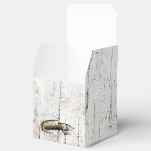 Birch bark texture favor boxes (Opened)