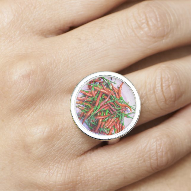 Bird's Eye Chili Peppers Ring (In Situ)