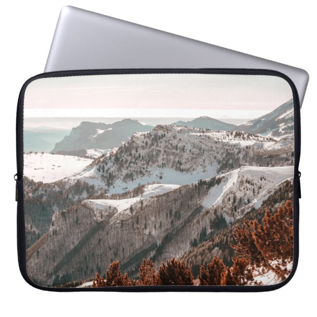BIRD'S-EYE VIEW OF SNOW COVERED MOUNTAIN UNDER CLE LAPTOP SLEEVE (Front)