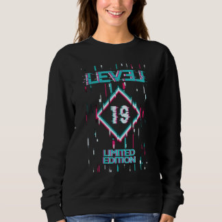 Birthday Level 19 Years   Gaming   Used Sweatshirt