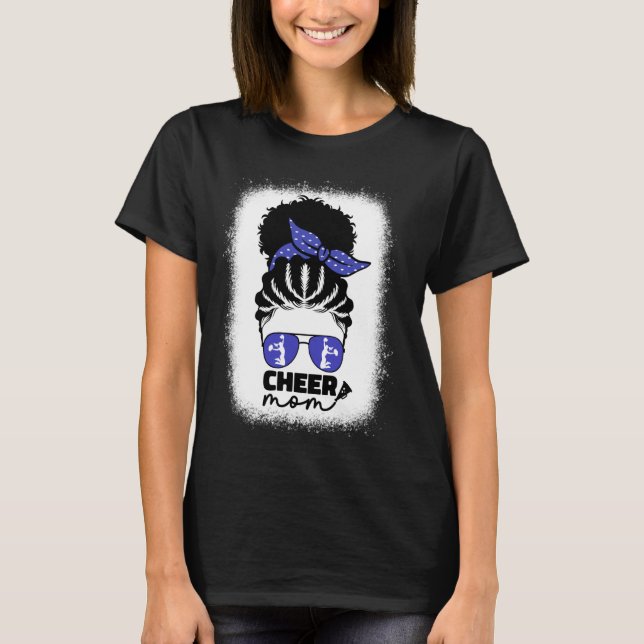 Black African American Cheer Mom Cheerleader Mom M T-Shirt (Front)