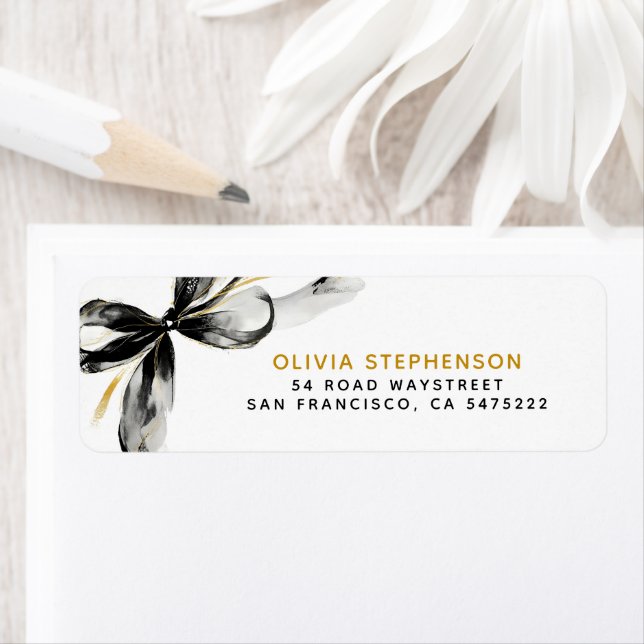 Black and Gold Bow Modern Whimsical Label (Insitu)