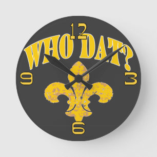 Black and Gold Fleur De Lis Round Clock