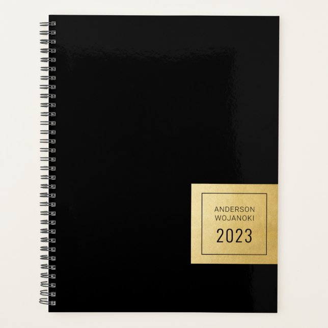 Black and Gold Modern Minimalist Personalized Planner (Front)