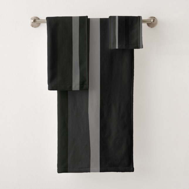 Black and Gray Abstract Stripes Bath Towel Set (Insitu)