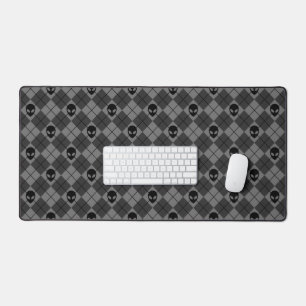 Black and Gray Alien Argyle Pattern Desk Mat