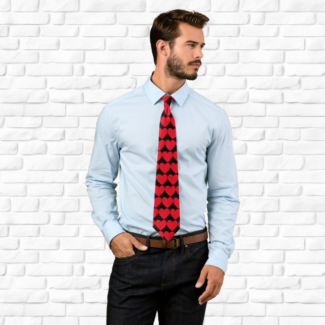 Black and Red Hearts Pattern Neck Tie (Black and Red Hearts Pattern Neck Tie)