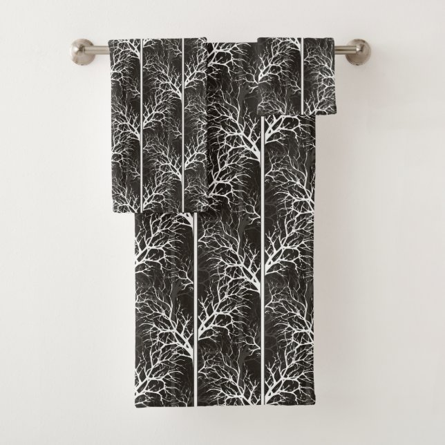 Black and white abstract bath towel set (Insitu)