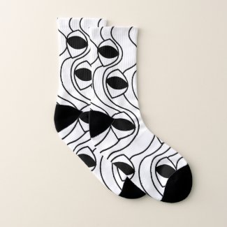 Black and White Abstract Wavy Lines Pattern