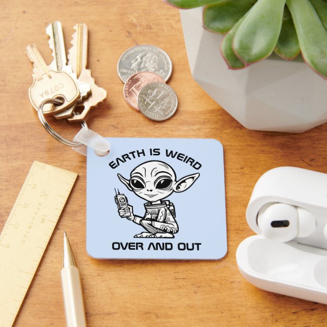 Black and White Alien  Keychain (Desk)