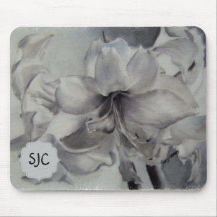 BLACK AND WHITE AMARYLLIS MOUSEPAD
