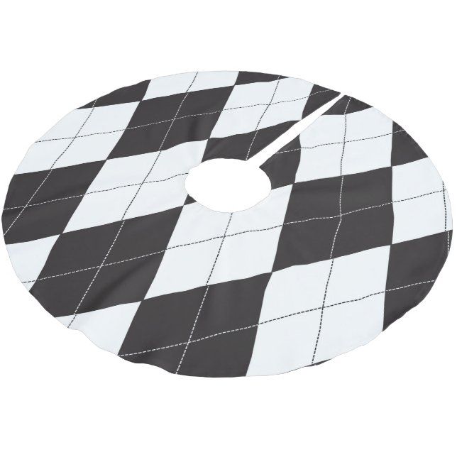 Black and White Argyle Brushed Polyester Tree Skirt (Angled)