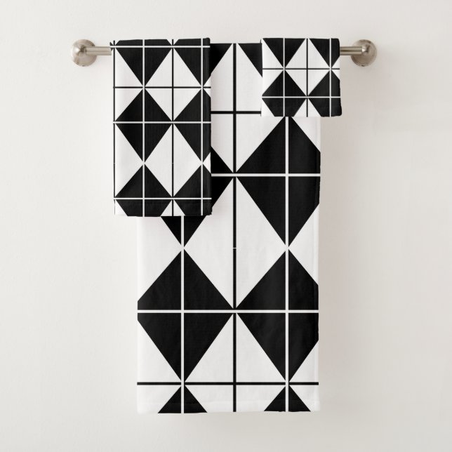 Black and White Argyle Diamond Geometric Bath Towel Set (Insitu)