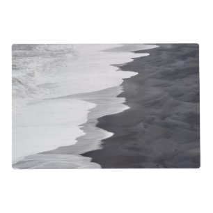Black and white beach scenic placemat